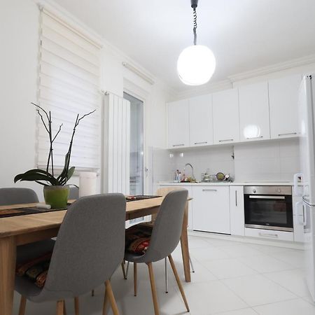 Old Town Premium Apartment ซาราเยโว ภายนอก รูปภาพ