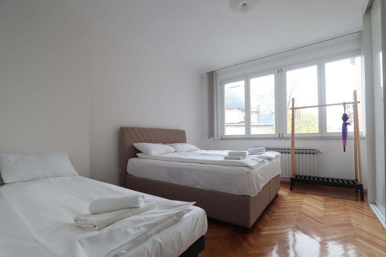 Old Town Premium Apartment ซาราเยโว ภายนอก รูปภาพ