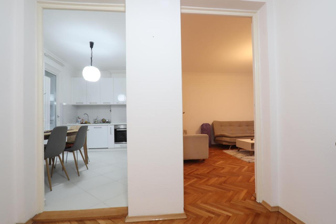 Old Town Premium Apartment ซาราเยโว ภายนอก รูปภาพ